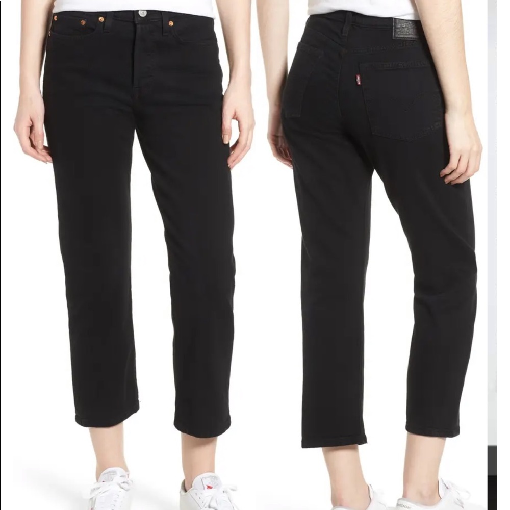 Levi’s Wedgie Straight Black Jeans - like new! (Without tag)